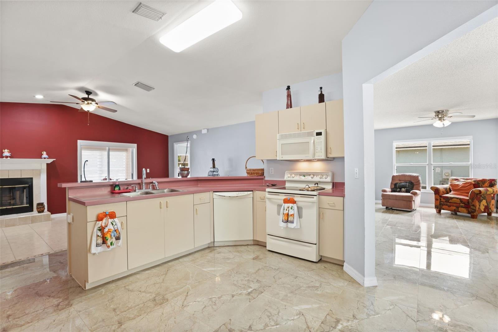329 LAKE DAISY LOOP, WINTER HAVEN, FL — photo 11