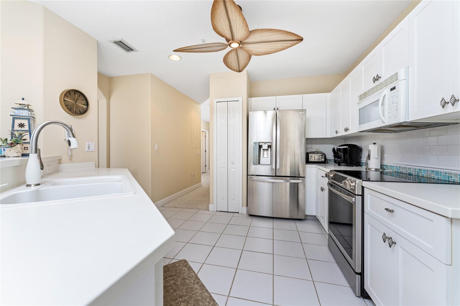3485 SUNSET KEY CIR #101, PUNTA GORDA, FL — photo 18