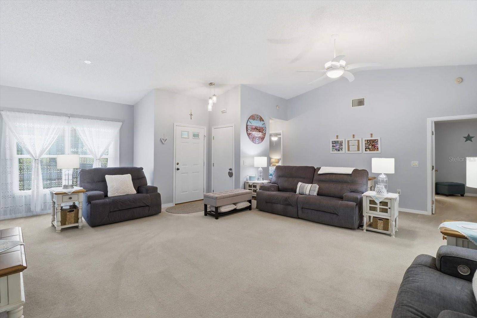 4155 N LEE ST, BEVERLY HILLS, FL — photo 2