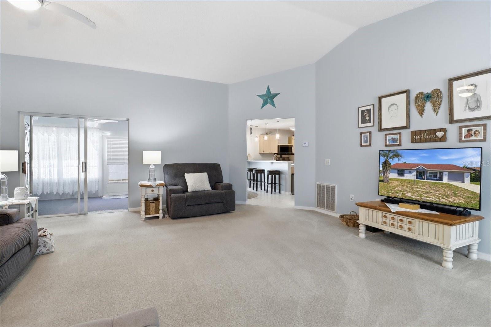 4155 N LEE ST, BEVERLY HILLS, FL — photo 13
