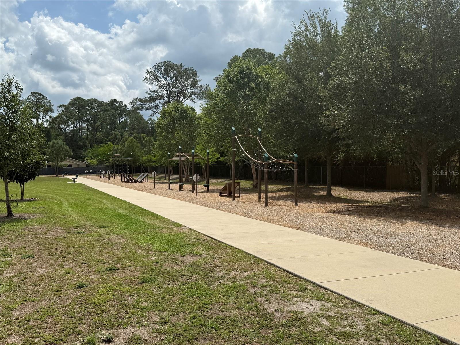 NE 8TH AVE, GAINESVILLE, FL — photo 10