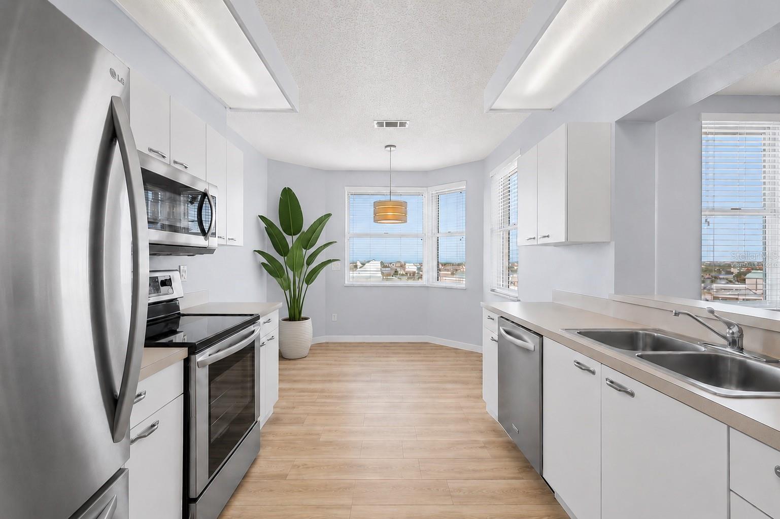7963 SAILBOAT KEY BLVD S #PH801, SOUTH PASADENA, FL — photo 6