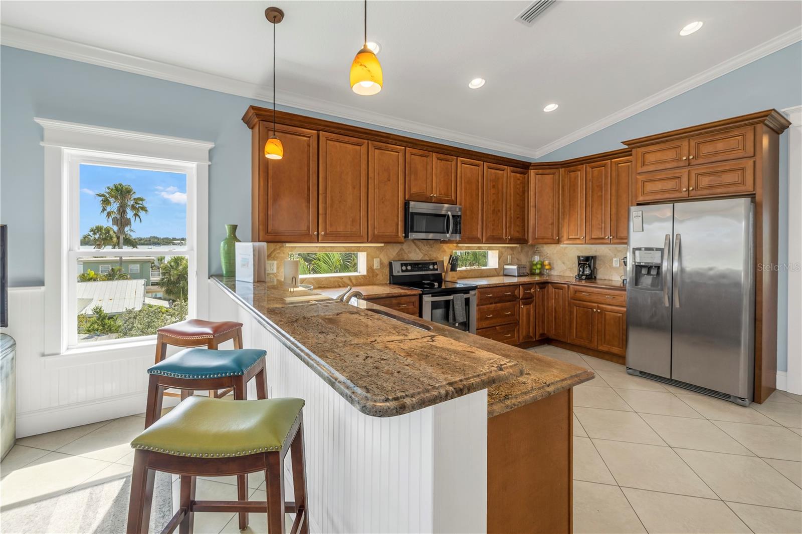 105 4TH ST S, BRADENTON BEACH, FL — photo 11
