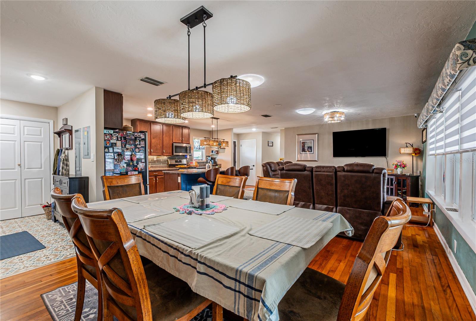 5233 HILL DR, ZEPHYRHILLS, FL — photo 9