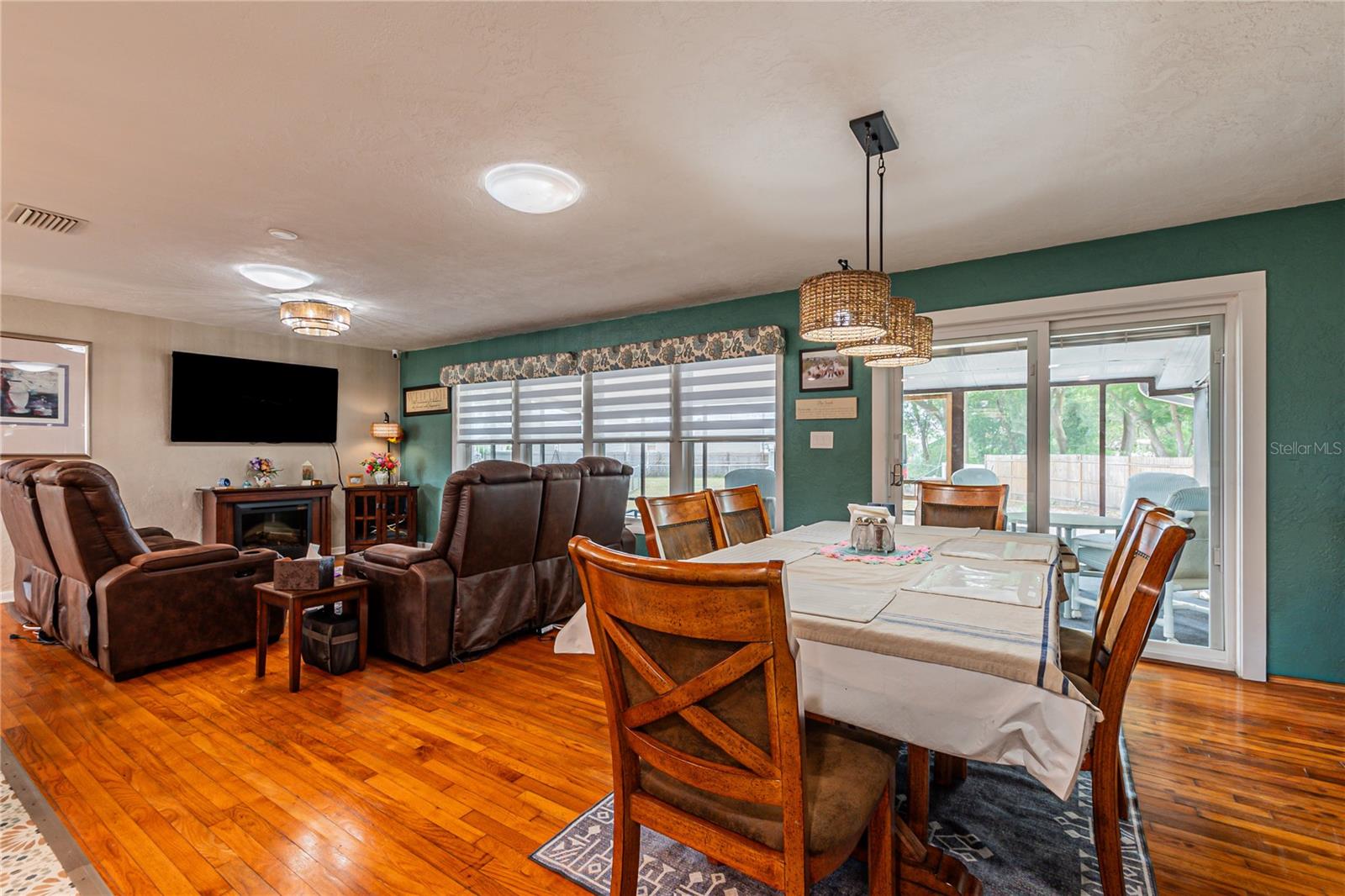 5233 HILL DR, ZEPHYRHILLS, FL — photo 10