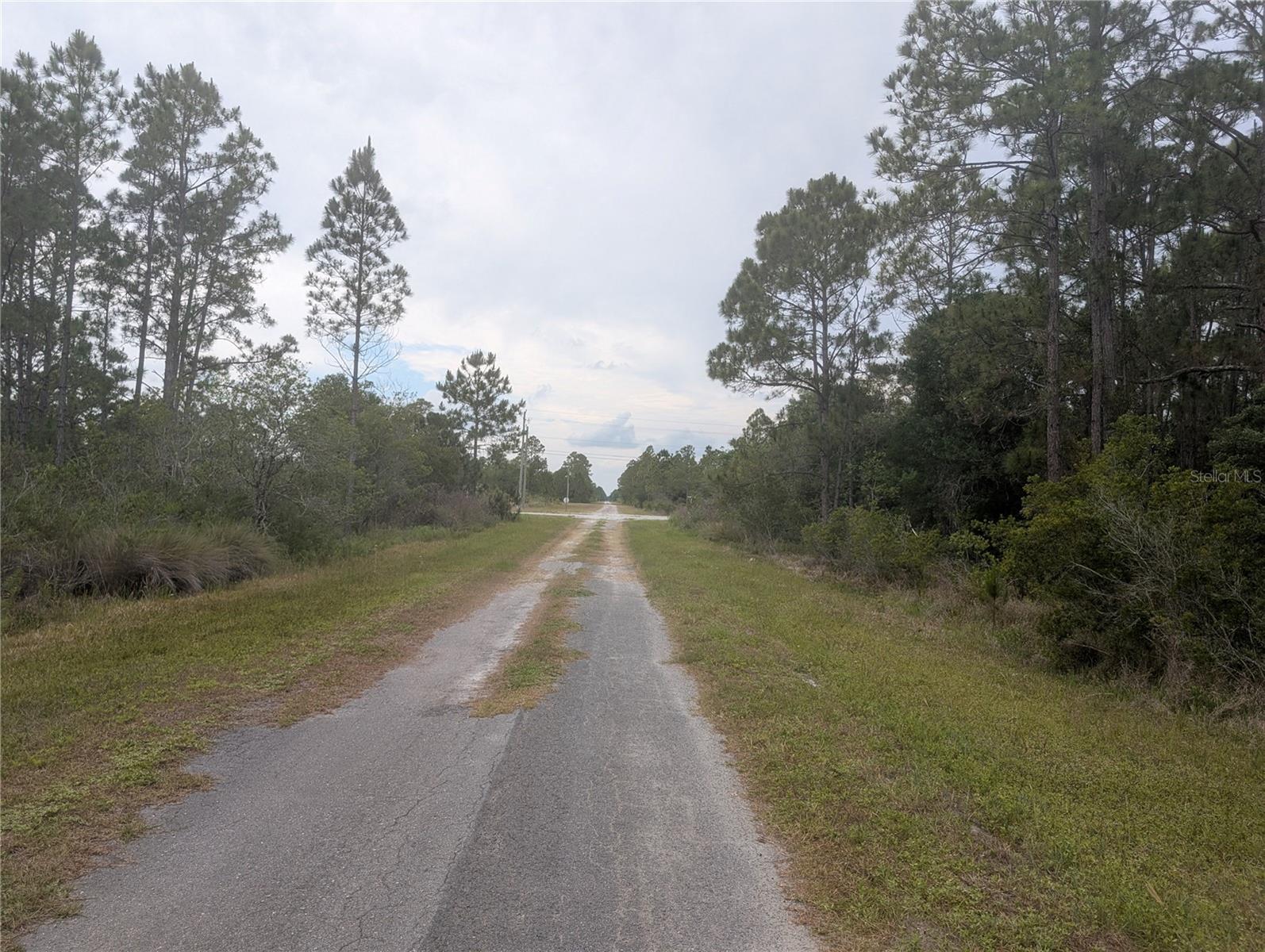320 ALBA DR, INDIAN LAKE ESTATES, FL — photo 6