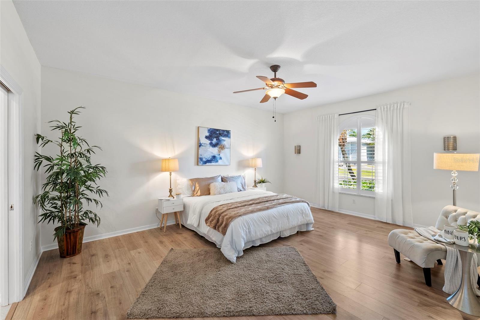 350 47TH AVE N, ST PETERSBURG, FL — photo 17