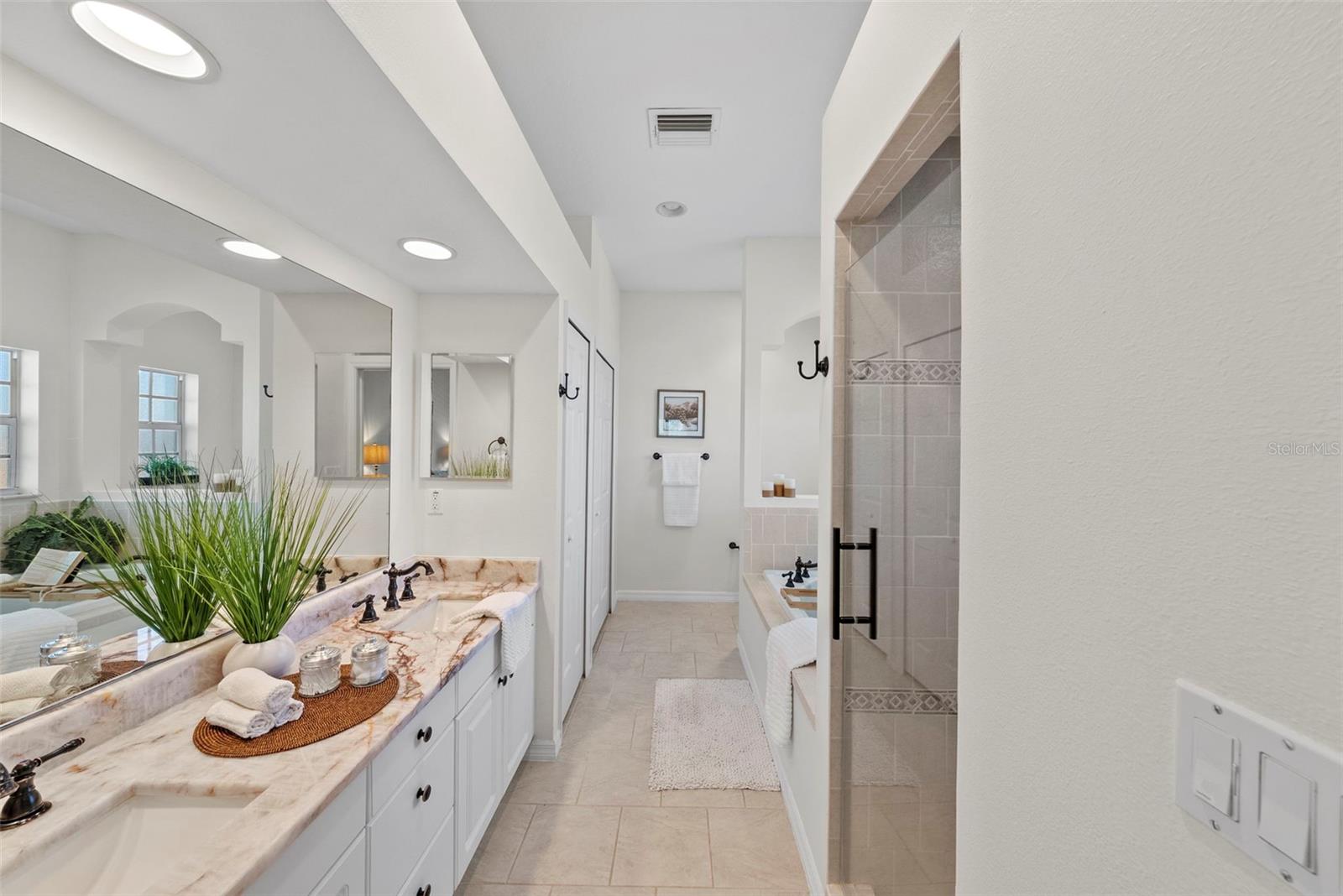 350 47TH AVE N, ST PETERSBURG, FL — photo 21
