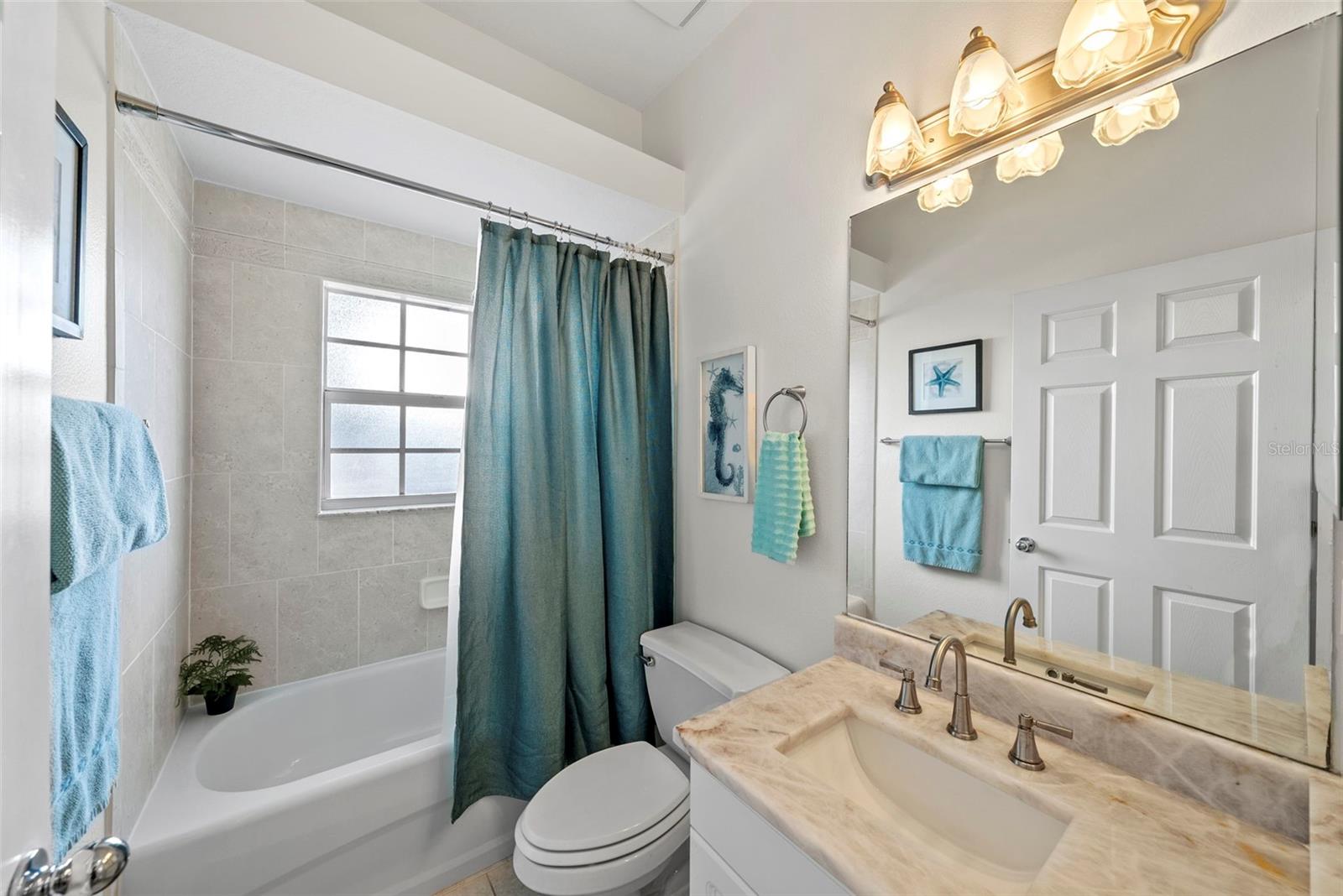350 47TH AVE N, ST PETERSBURG, FL — photo 36