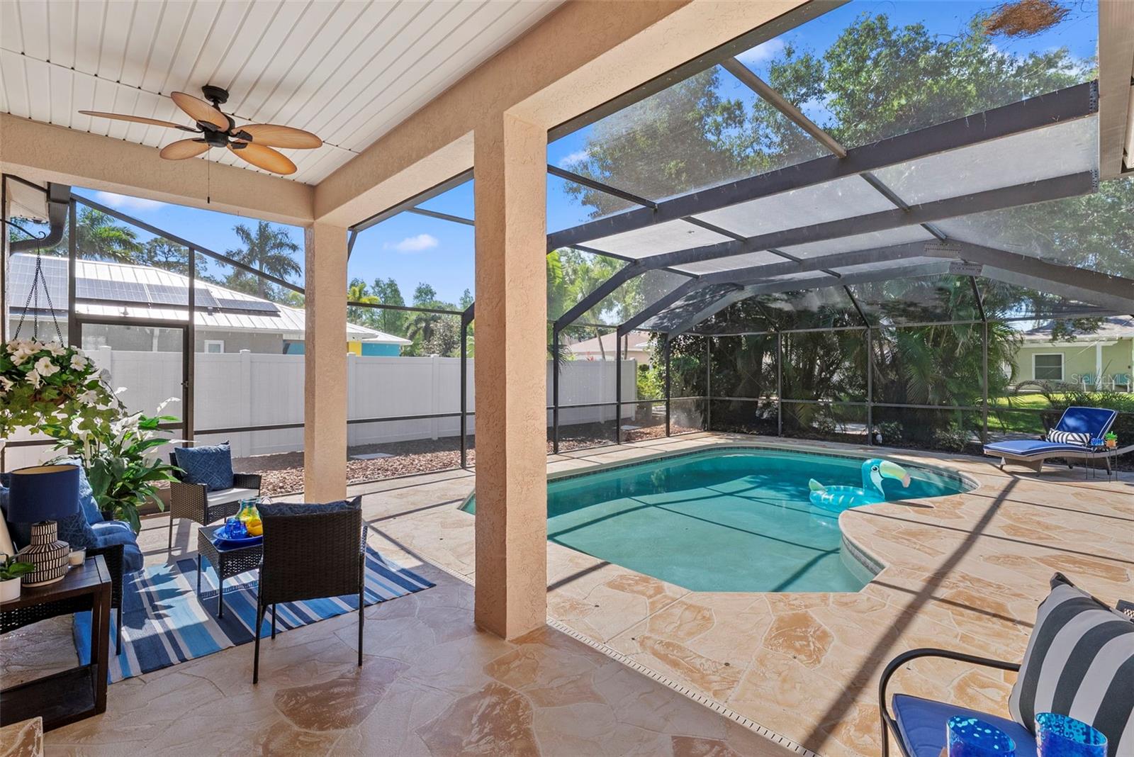 350 47TH AVE N, ST PETERSBURG, FL — photo 42