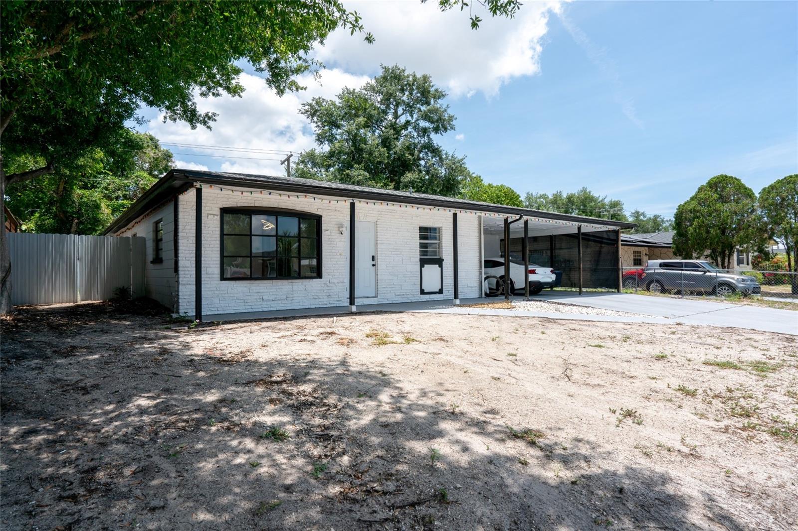 6403 AMUNDSON ST, TAMPA, FL — photo 2