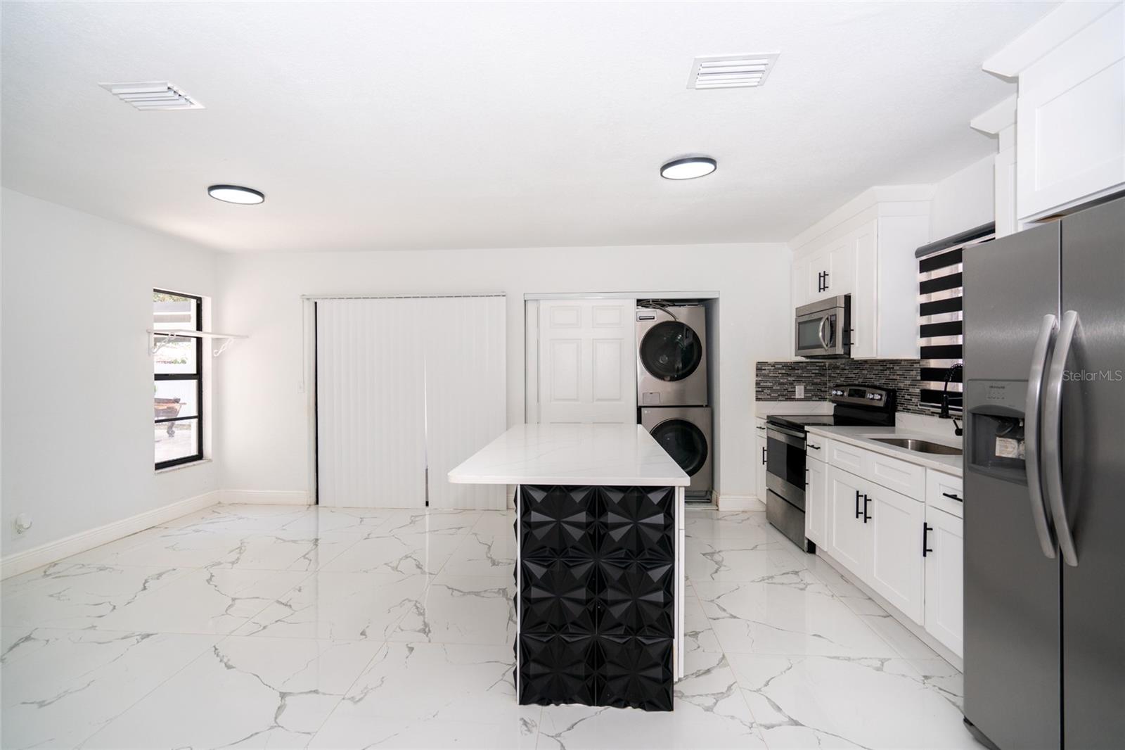 6403 AMUNDSON ST, TAMPA, FL — photo 8