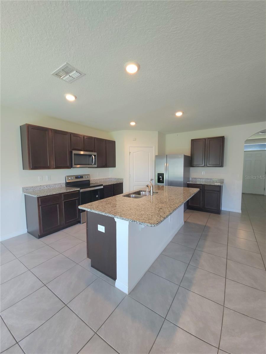 575 TORTUGAS ST, HAINES CITY, FL — photo 3