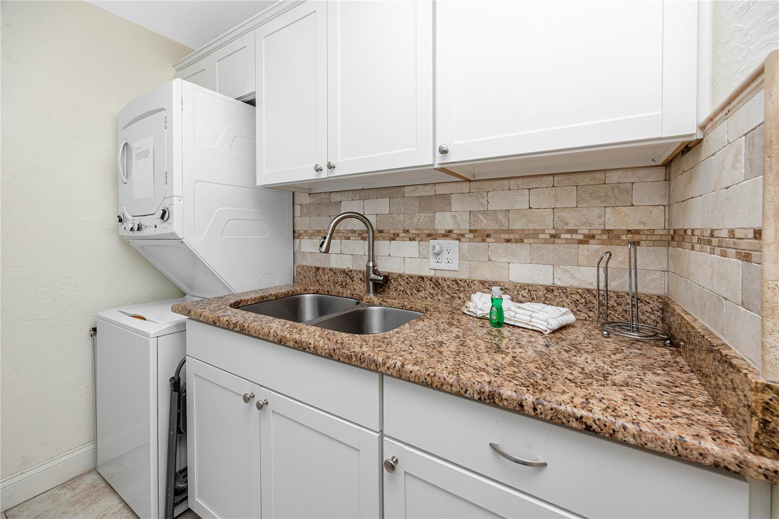 159 MEDALLION BLVD #F, MADEIRA BEACH, FL — photo 20