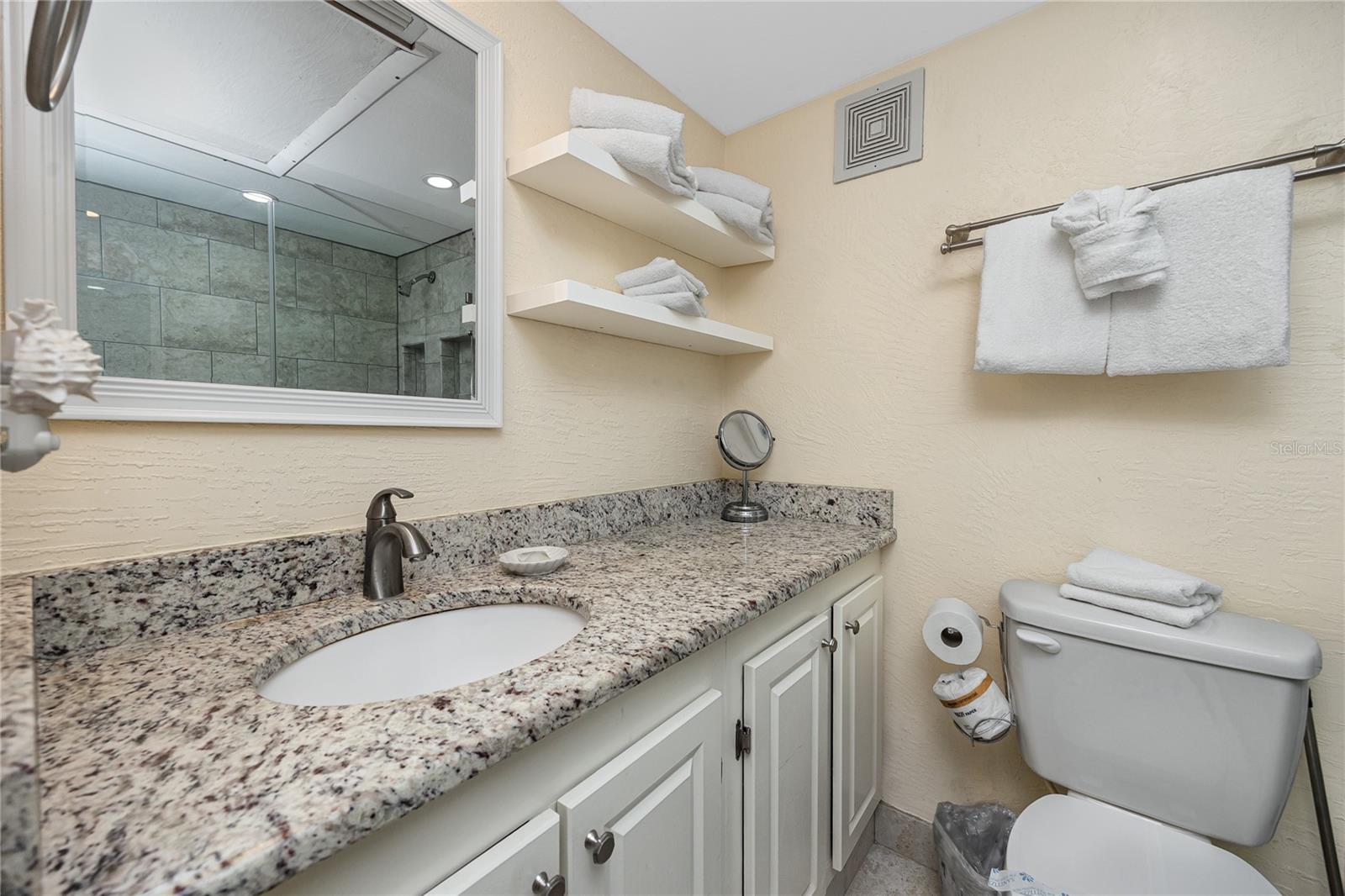 159 MEDALLION BLVD #F, MADEIRA BEACH, FL — photo 28