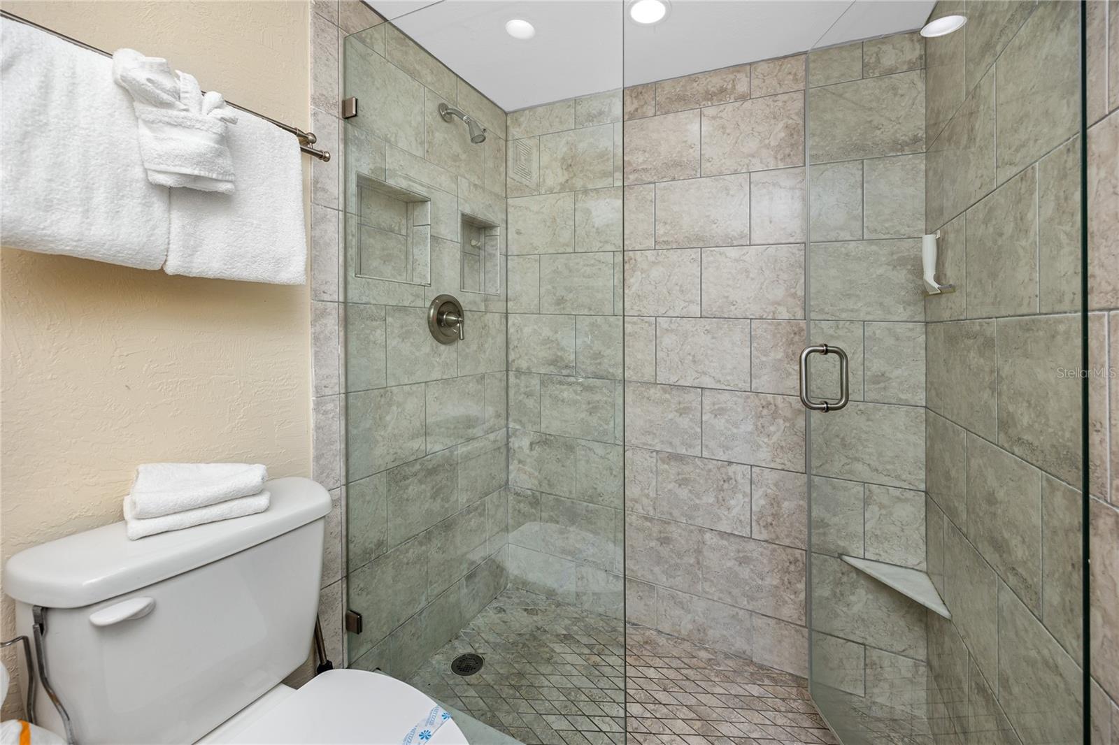 159 MEDALLION BLVD #F, MADEIRA BEACH, FL — photo 29