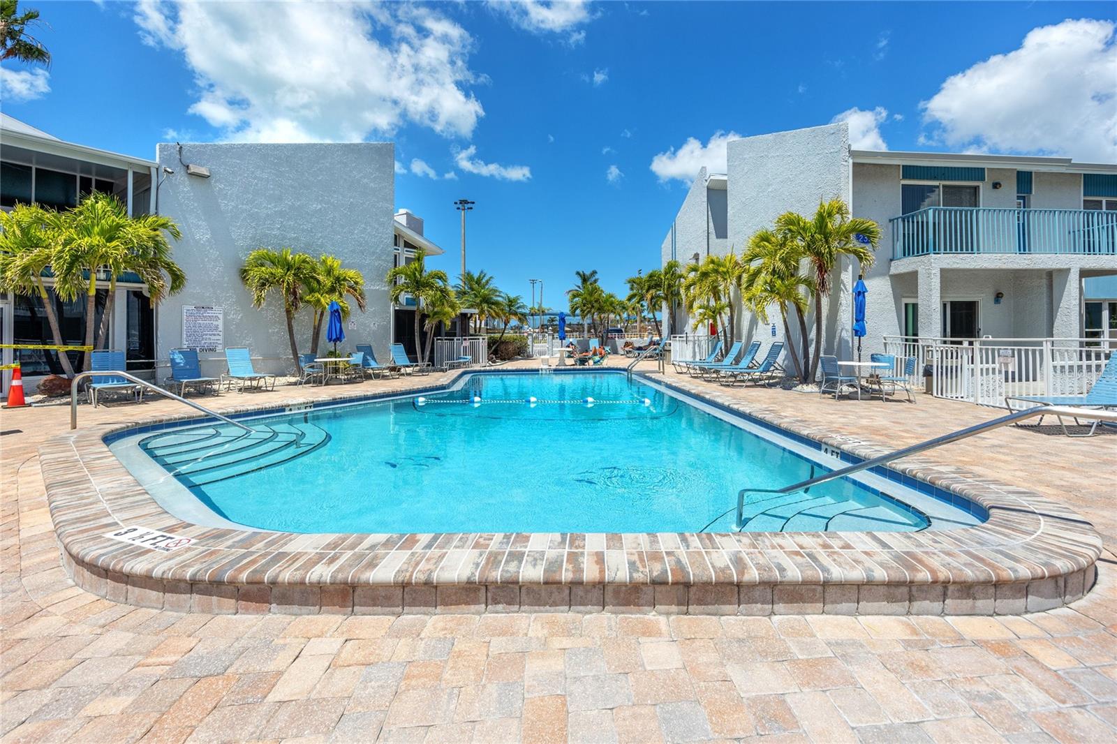 159 MEDALLION BLVD #F, MADEIRA BEACH, FL — photo 39