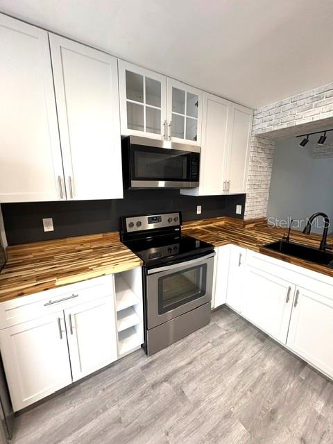 3204 BRIGADOON DR, CLEARWATER, FL — photo 10