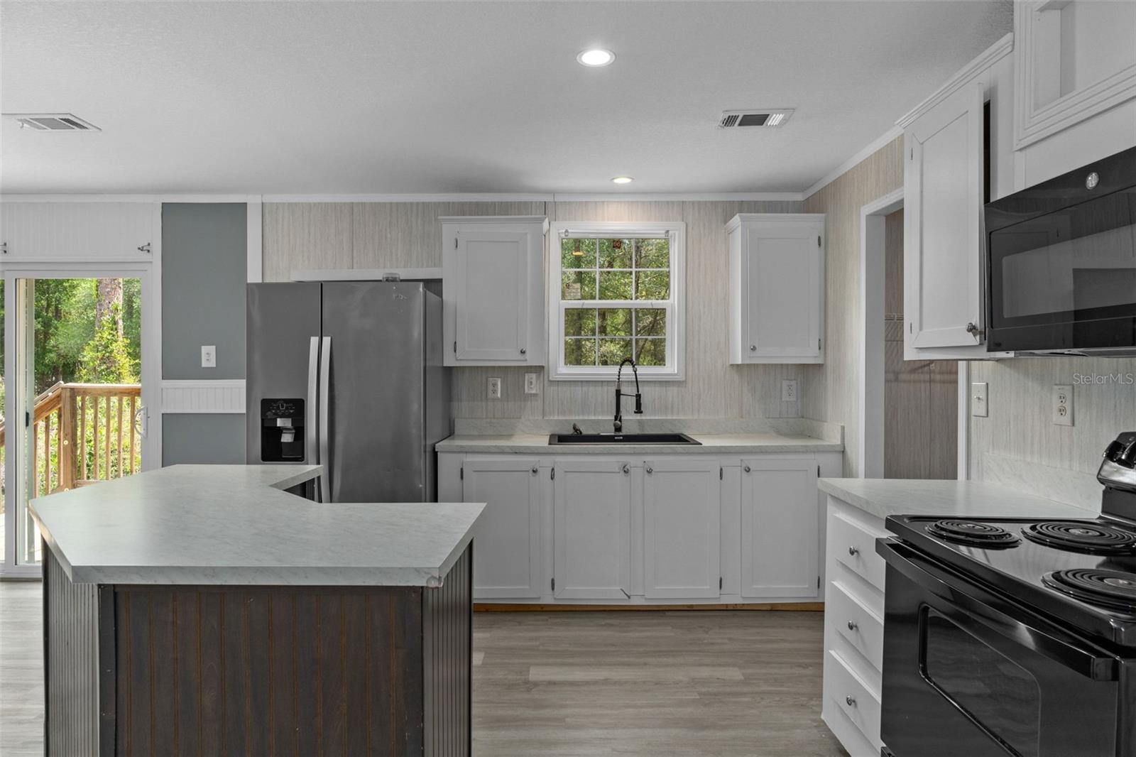2063 S SUNWOOD PT, HOMOSASSA, FL — photo 13