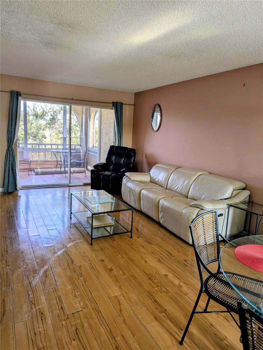 1200 37TH ST N #409, ST PETERSBURG, FL — photo 3