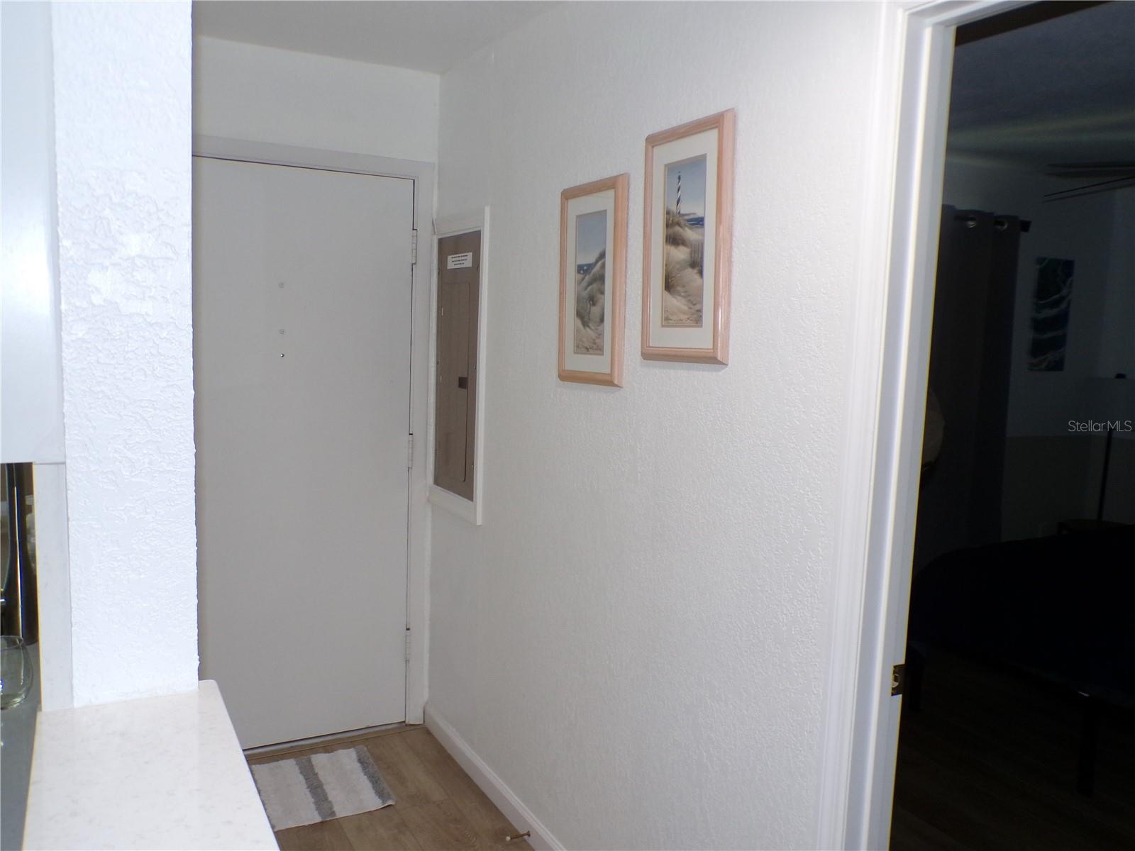 649 TAMIAMI TRL S #305, VENICE, FL — photo 4