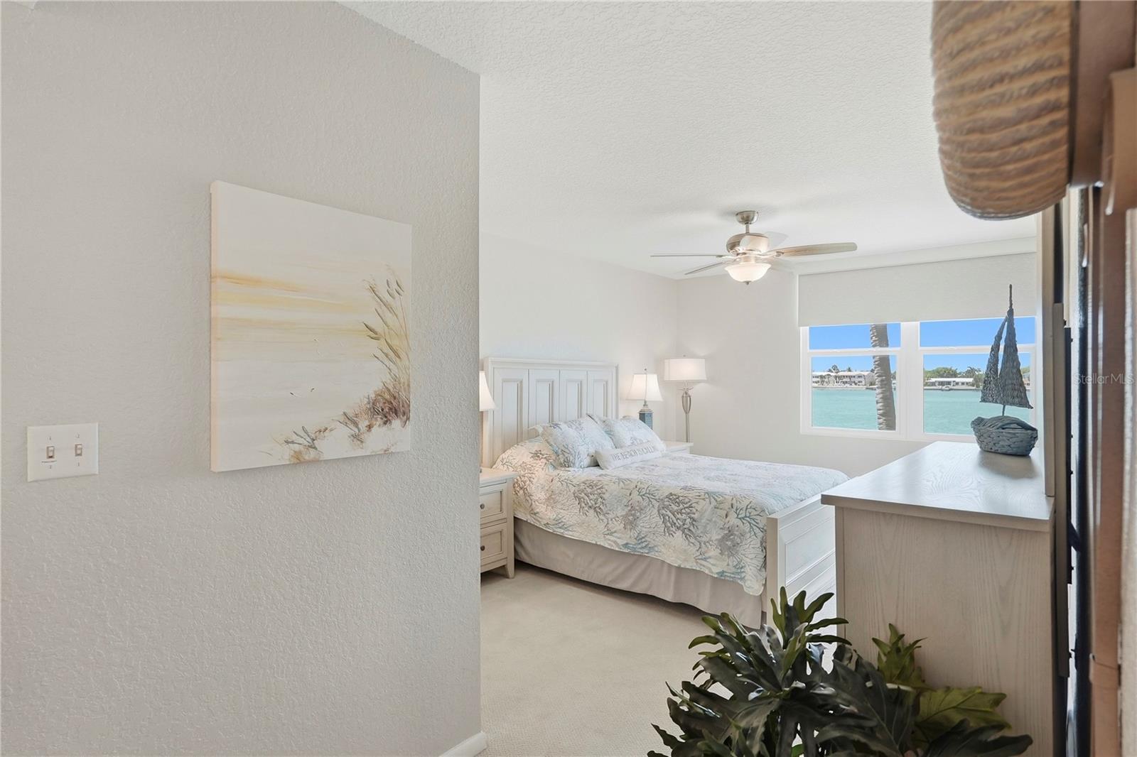 6085 BAHIA DEL MAR CIR #272, ST PETERSBURG, FL — photo 17