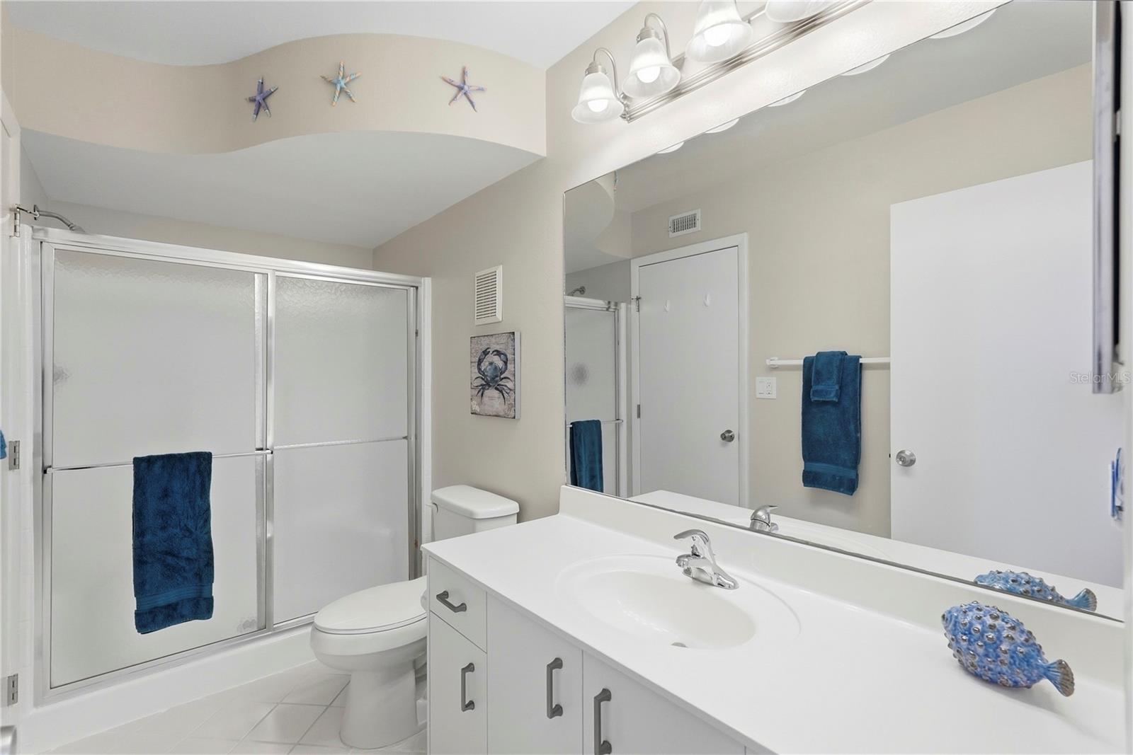 6085 BAHIA DEL MAR CIR #272, ST PETERSBURG, FL — photo 26