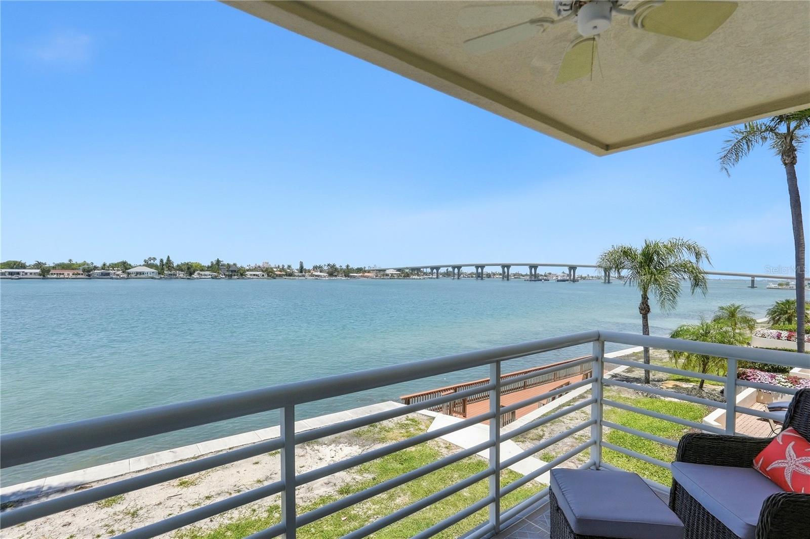 6085 BAHIA DEL MAR CIR #272, ST PETERSBURG, FL — photo 28