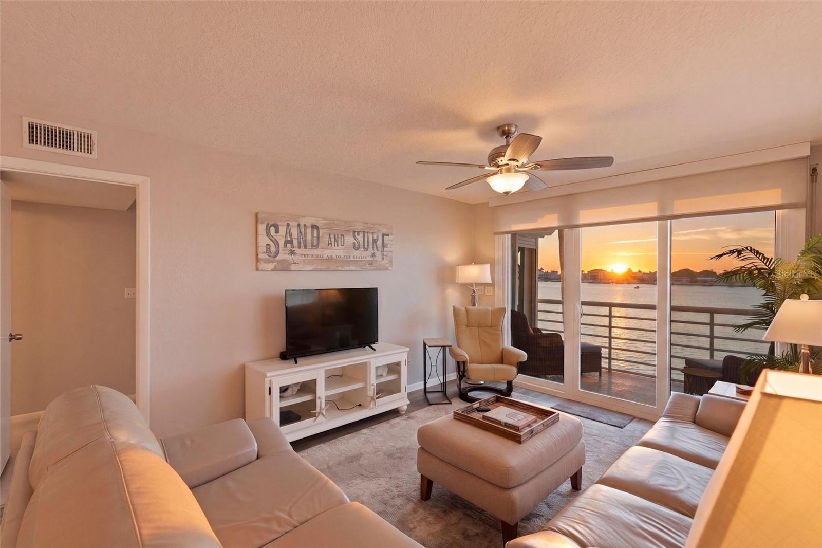 6085 BAHIA DEL MAR CIR #272, ST PETERSBURG, FL — photo 31
