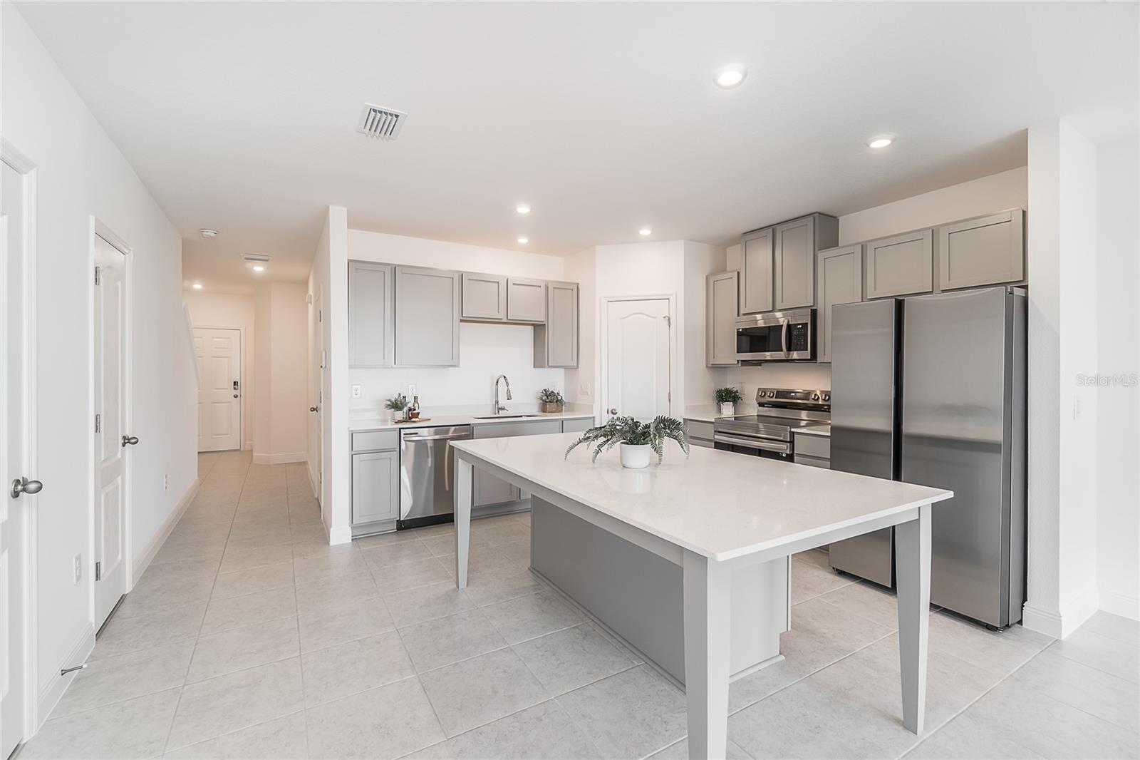 32129 POND APPLE BND, SAN ANTONIO, FL — photo 15