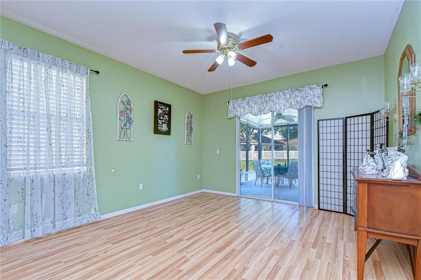 6252 TWIN BRIDGES DR, ZEPHYRHILLS, FL — photo 13