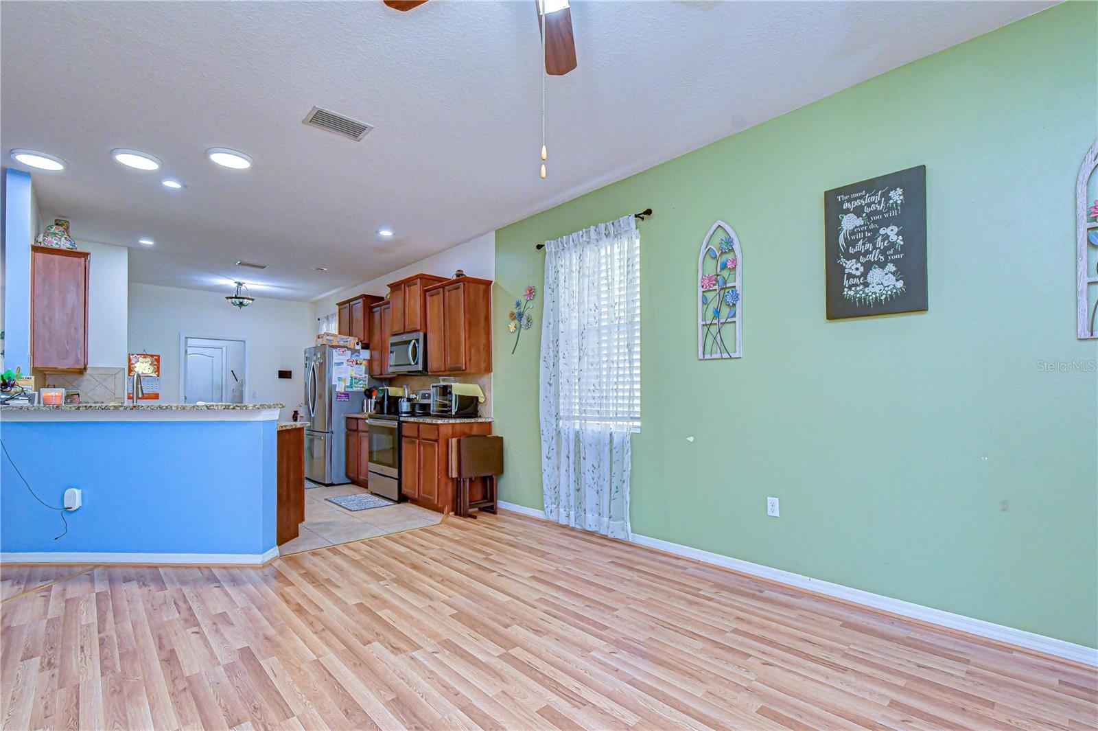 6252 TWIN BRIDGES DR, ZEPHYRHILLS, FL — photo 14