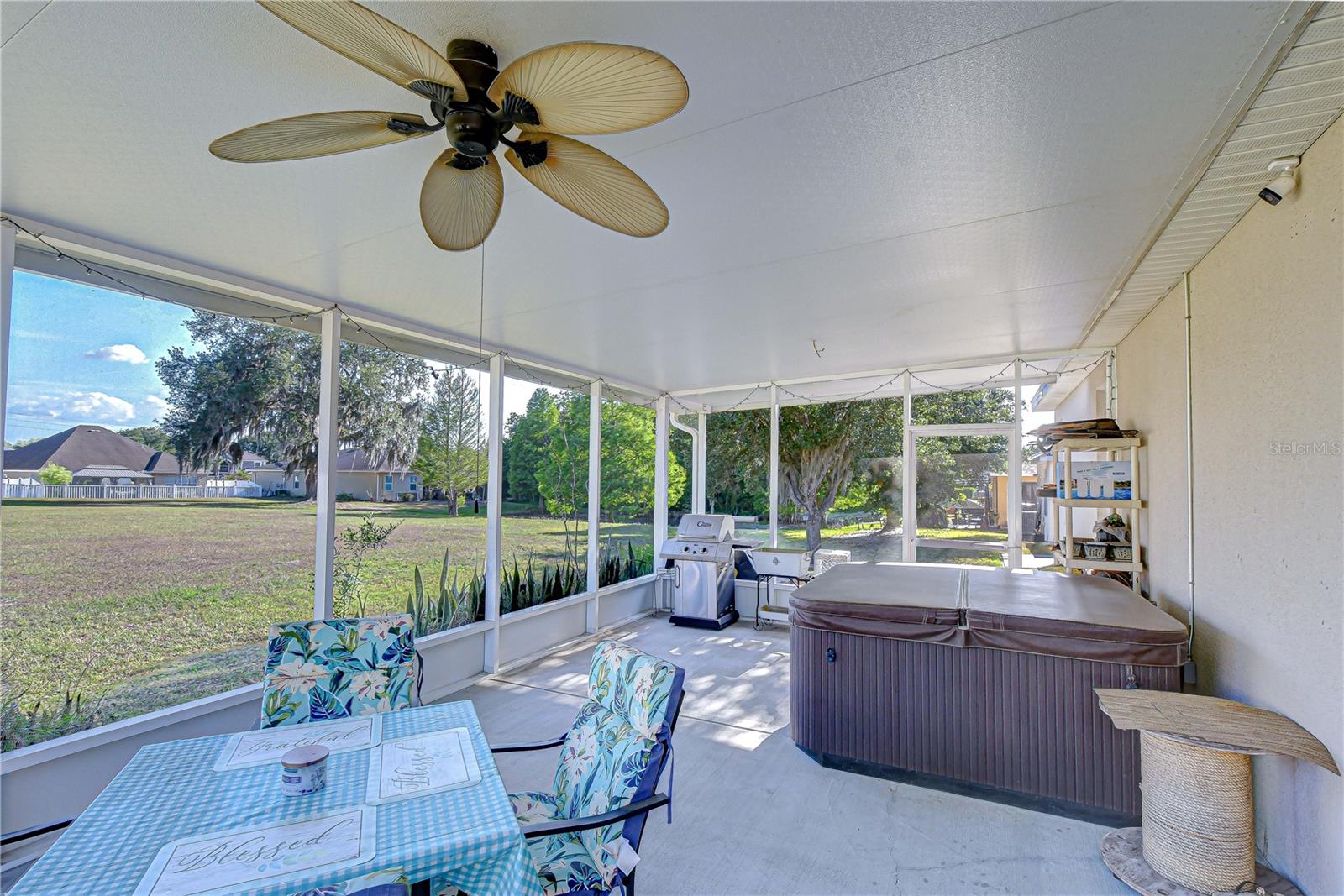 6252 TWIN BRIDGES DR, ZEPHYRHILLS, FL — photo 36