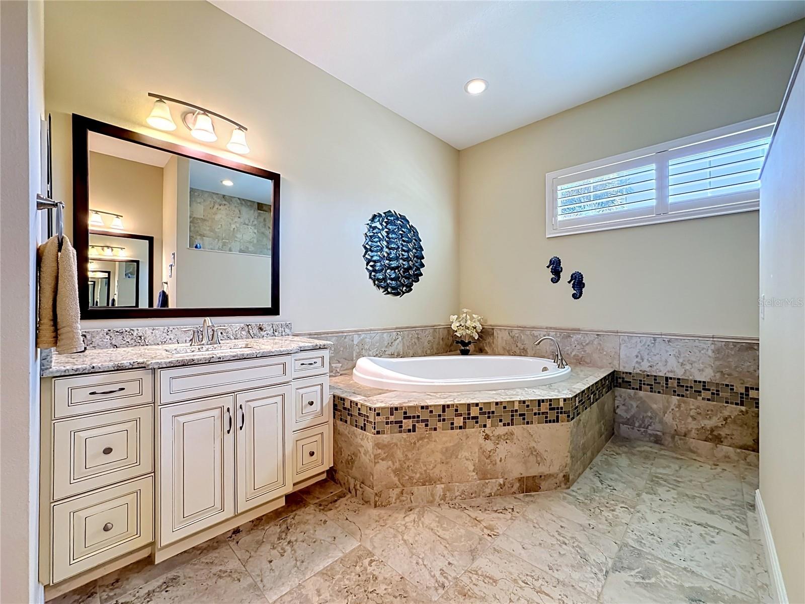 6130 FOXBROOK TRL, PARRISH, FL — photo 24