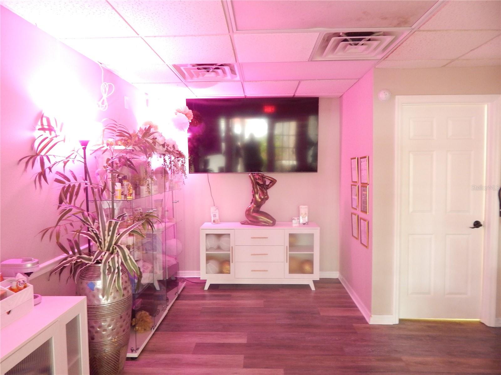 705 E OAK ST #B, KISSIMMEE, FL — photo 3
