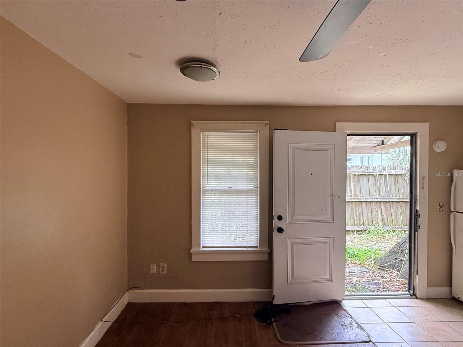 1648 27TH AVE N #2, ST PETERSBURG, FL — photo 4