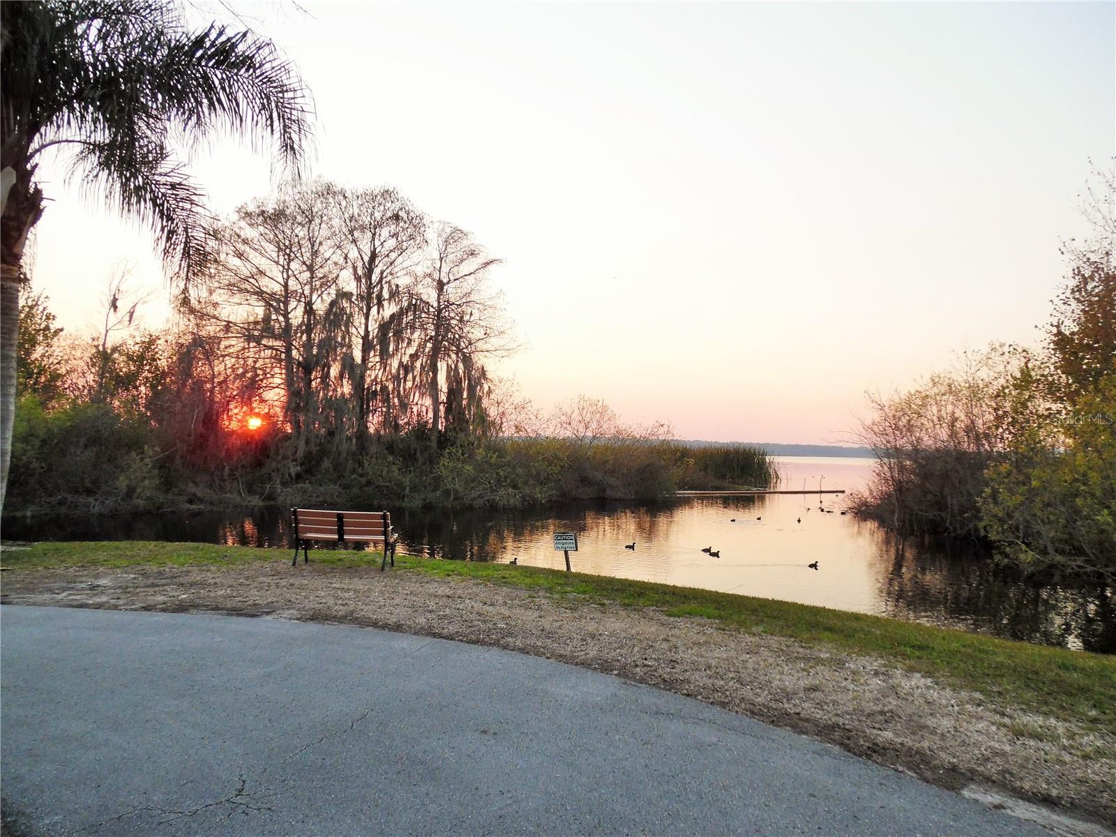 87 N BOBWHITE ROAD, WILDWOOD, FL — photo 38