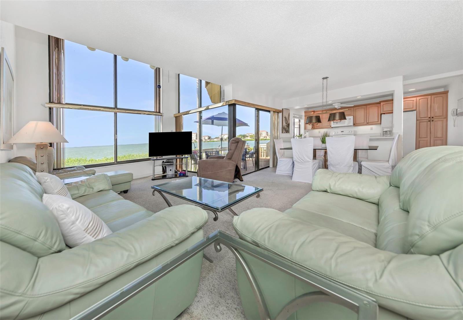 5650 ESCONDIDA BLVD S, ST PETERSBURG, FL — photo 9