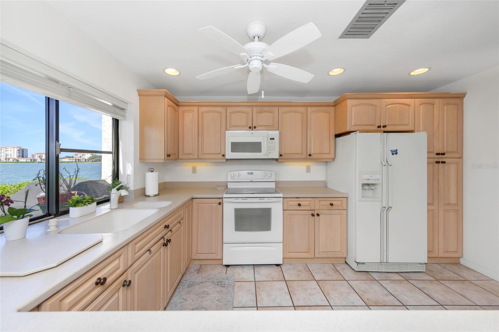 5650 ESCONDIDA BLVD S, ST PETERSBURG, FL — photo 17