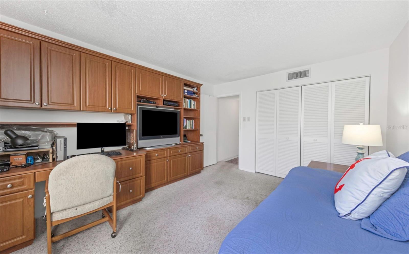5650 ESCONDIDA BLVD S, ST PETERSBURG, FL — photo 20