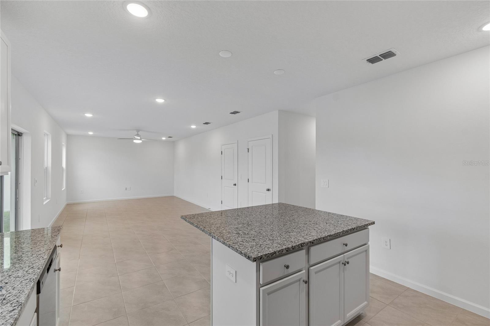 3139 REIN AVE, DAVENPORT, FL — photo 7
