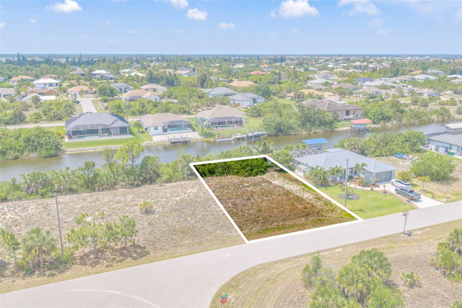 15424 HENNIPEN CIR, PORT CHARLOTTE, FL — photo 5