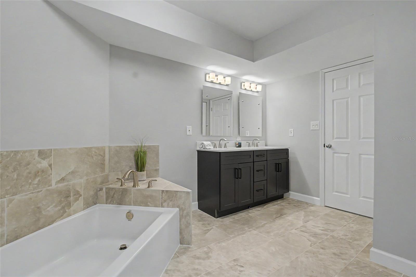 2533 DOLLY BAY DR #107, PALM HARBOR, FL — photo 19