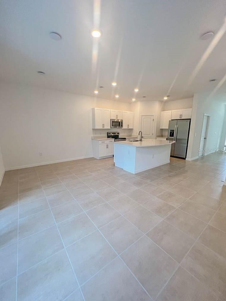 3639 DAVENPORT CREEK CT, KISSIMMEE, FL — photo 3