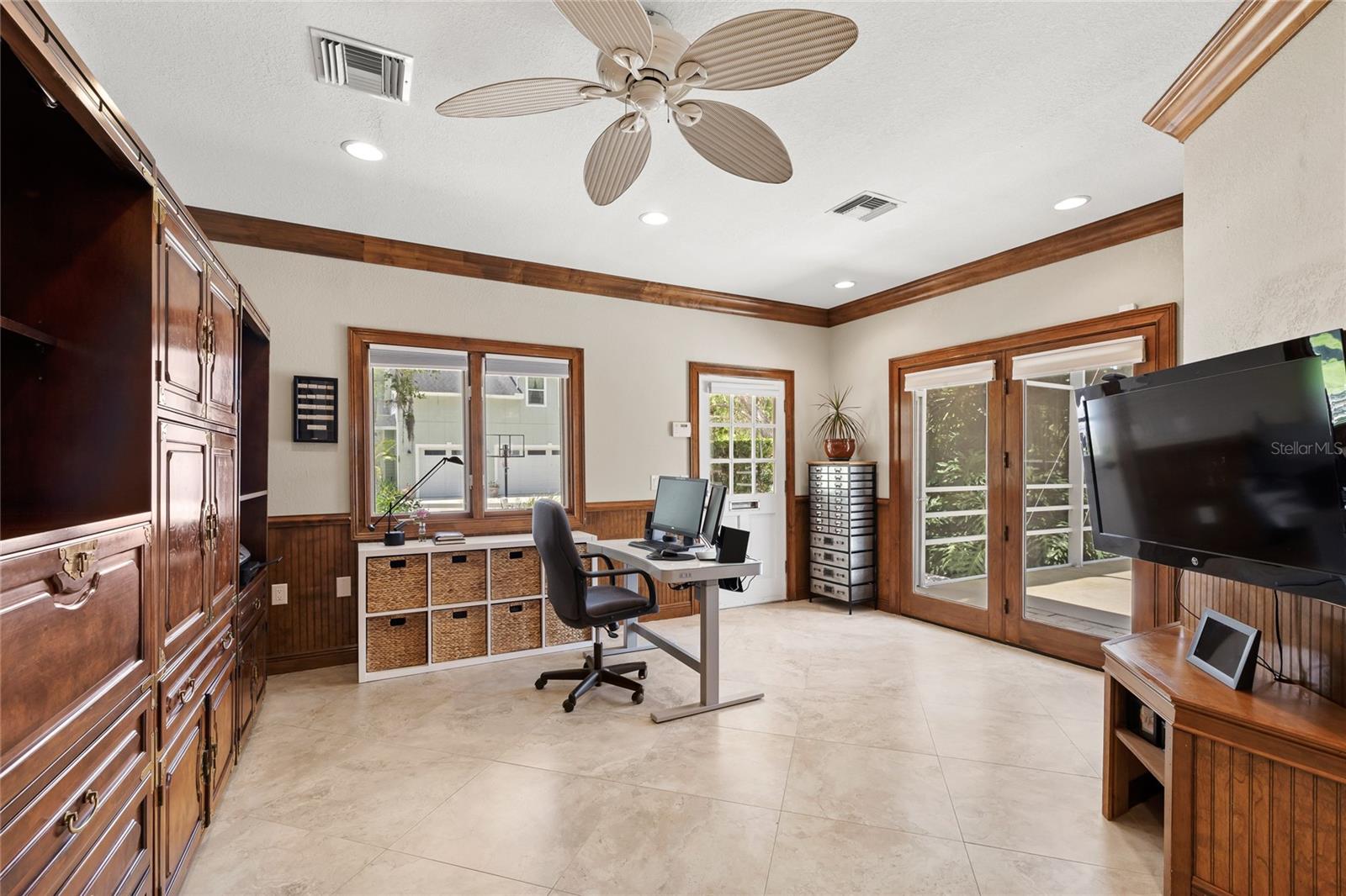 240 W 7TH ST, CHULUOTA, FL — photo 21