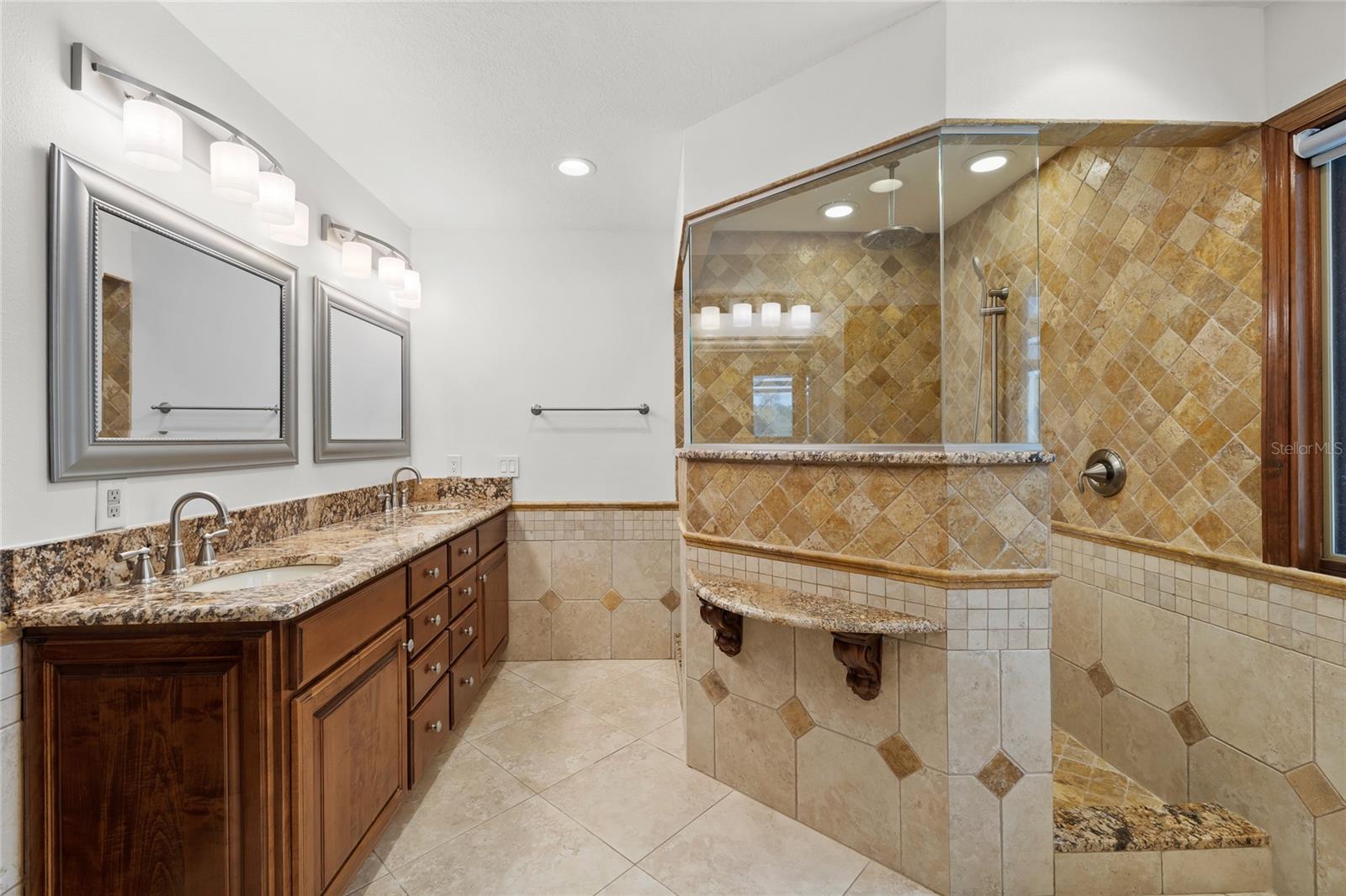 240 W 7TH ST, CHULUOTA, FL — photo 38
