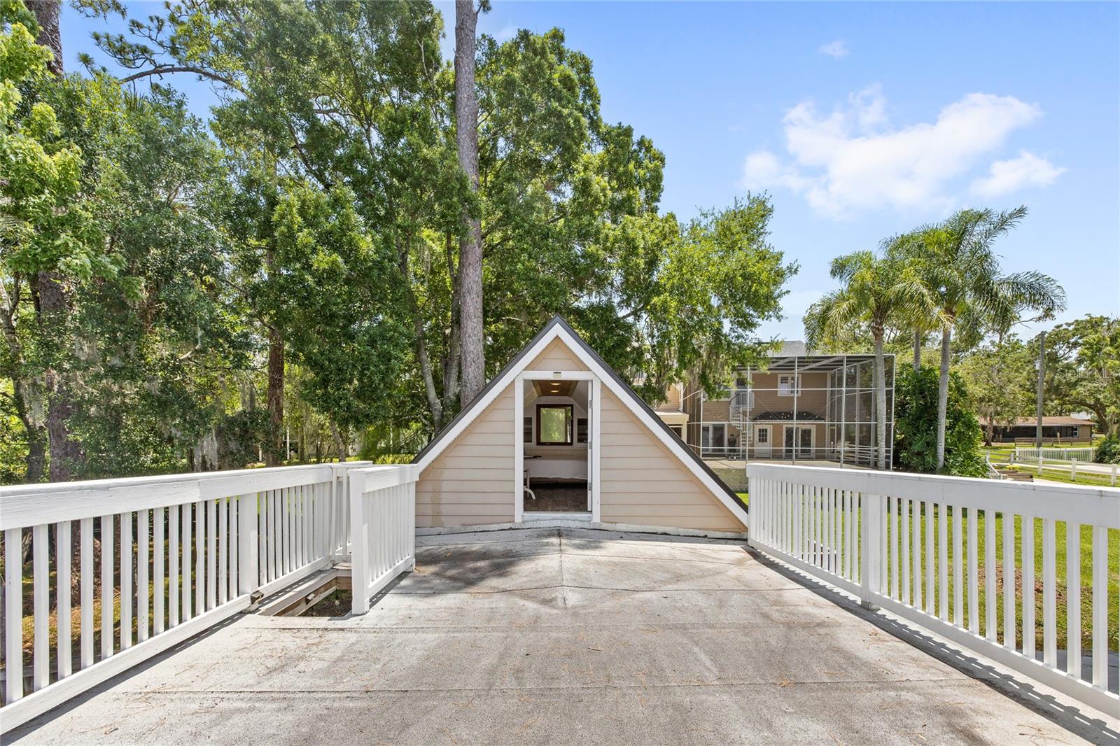 240 W 7TH ST, CHULUOTA, FL — photo 51