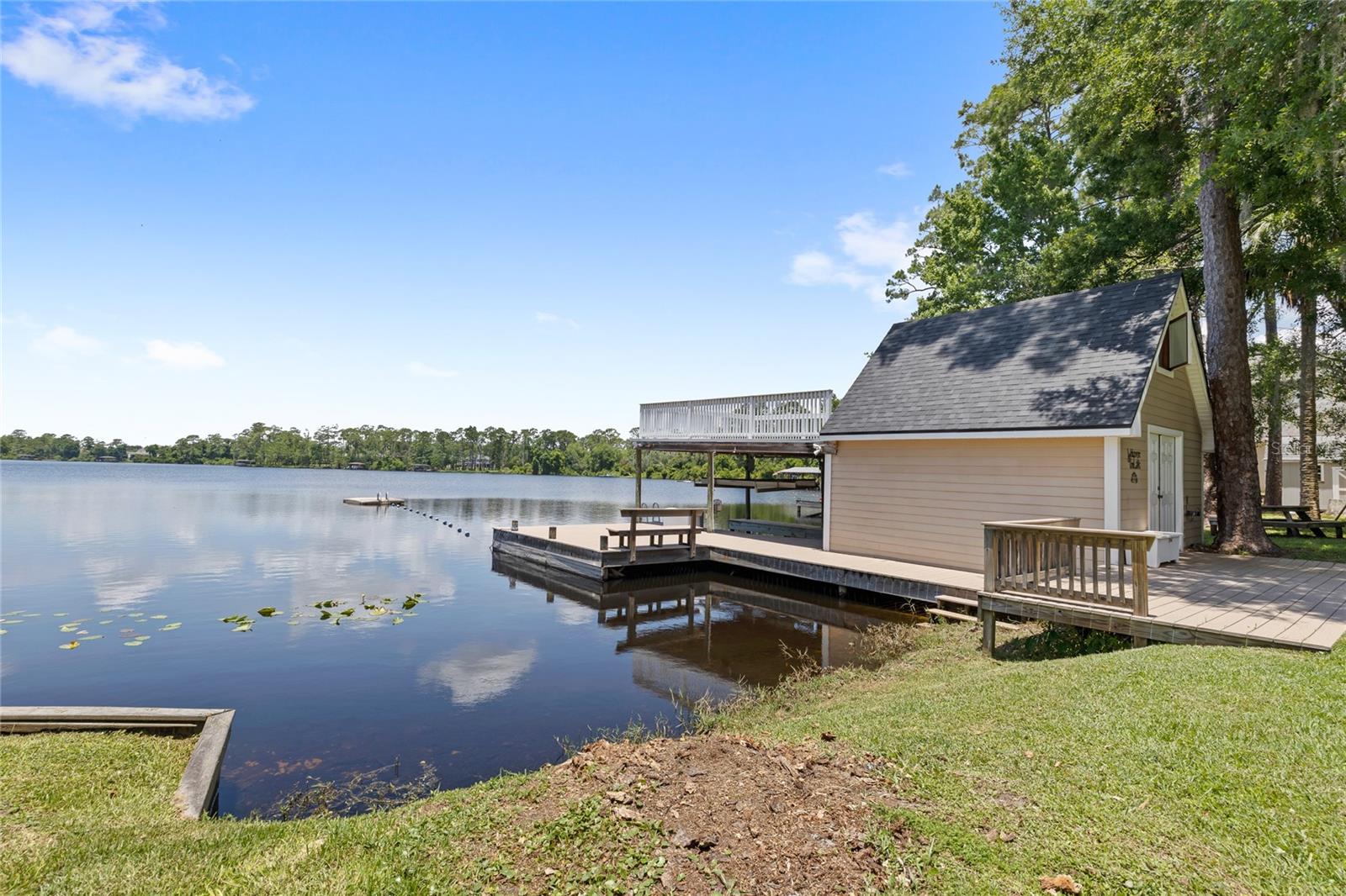 240 W 7TH ST, CHULUOTA, FL — photo 58
