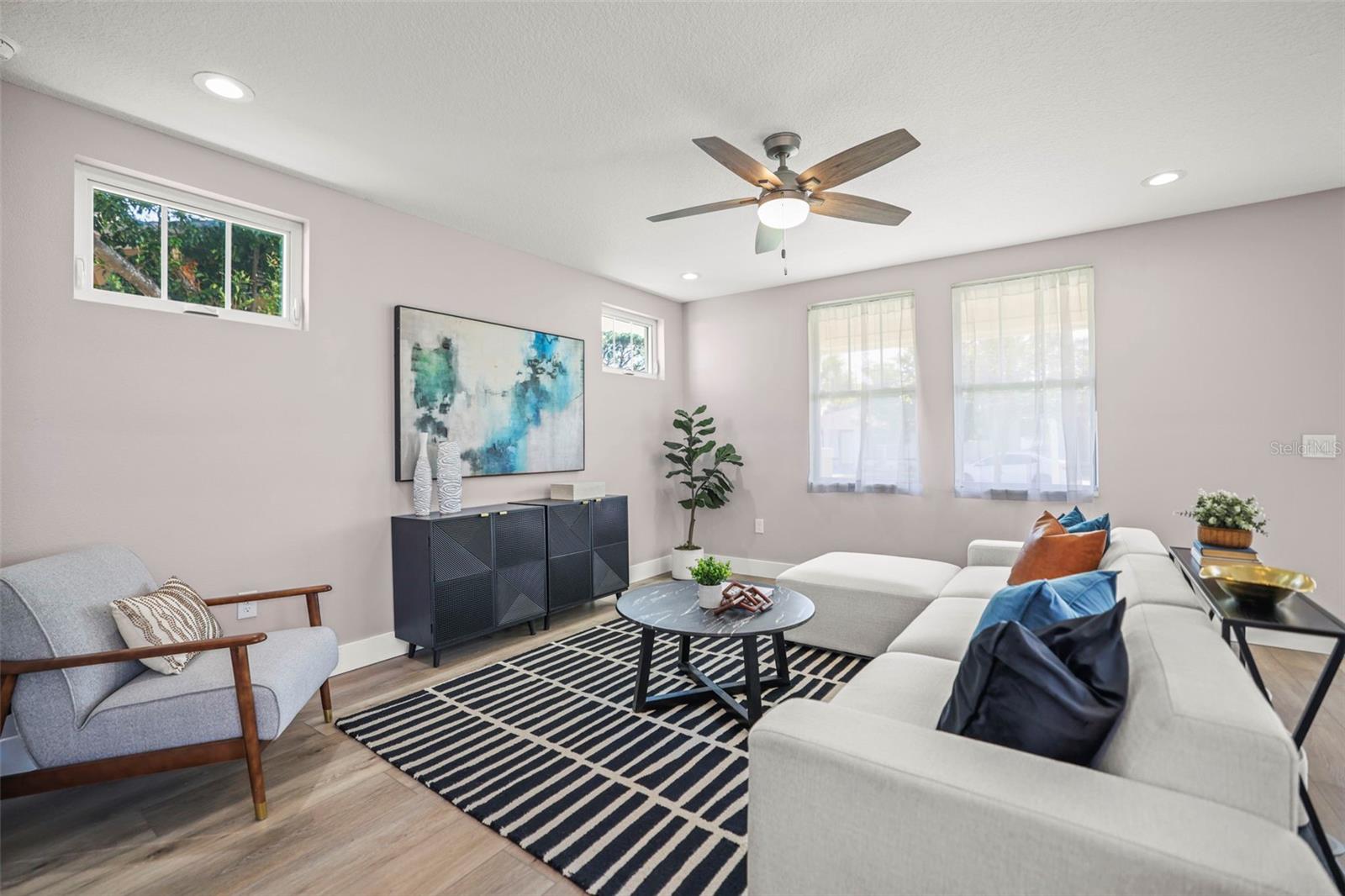 3259 EMERSON AVE S, ST PETERSBURG, FL — photo 4