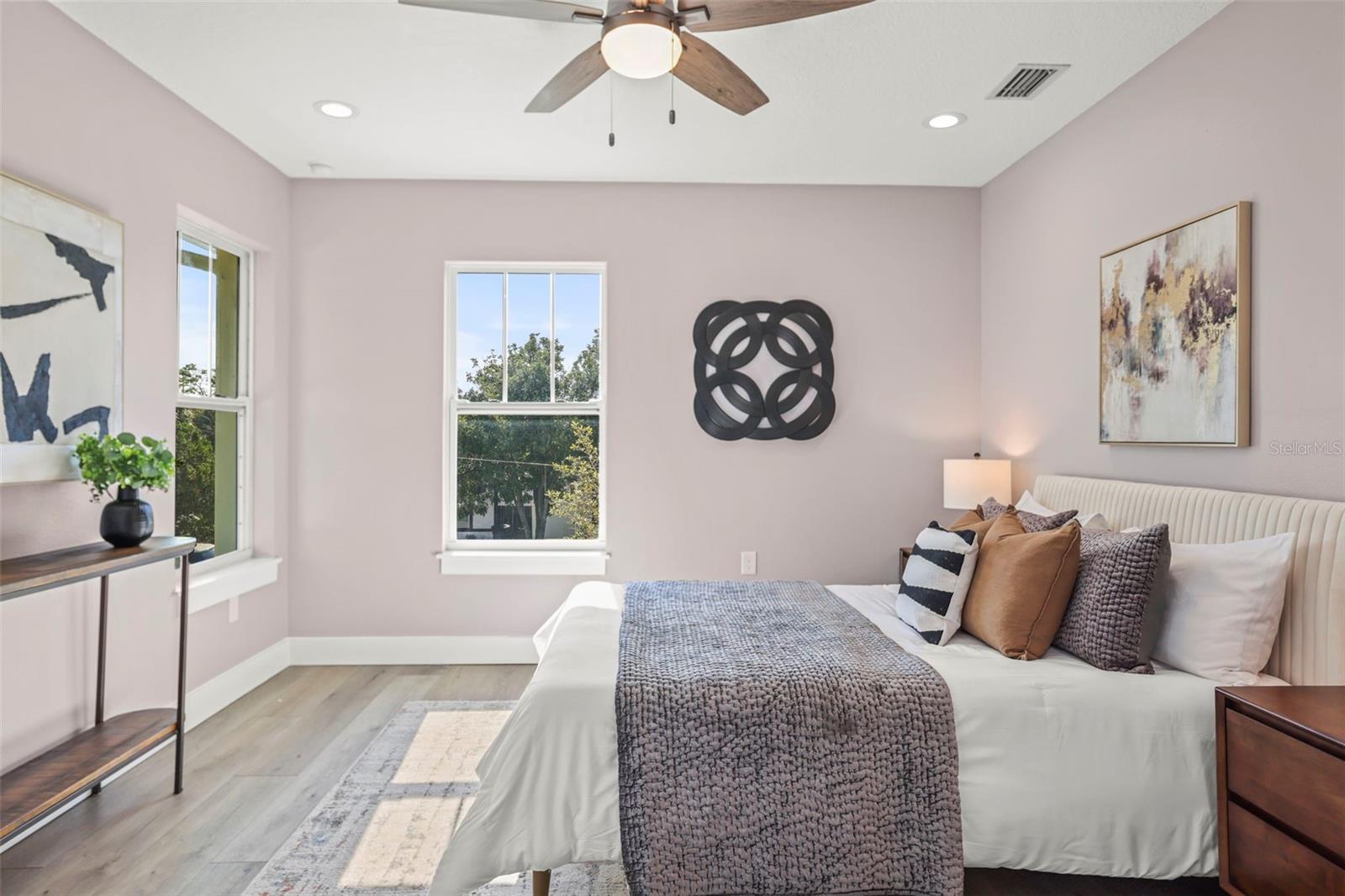 3259 EMERSON AVE S, ST PETERSBURG, FL — photo 9